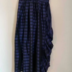 Jupe Midi En Soie- 32 / 34 9 Jupe Midi En Soie- 32 / 34 -Tops Élégants Soldes Boutique 1d2ba636 f79e 4d92 a6c2 39fa3e0d2389