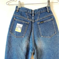 Jean Lee- 32 / 34 -Tops Élégants Soldes Boutique 1f9cd27a 1d25 4b3c 848f ee0758a75d6e