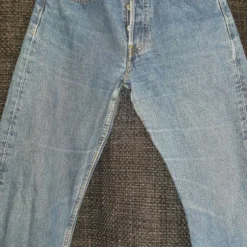 Jean Levi's 501 W27L32- 34 -Tops Élégants Soldes Boutique 2582b9f9 7cab 470d ae90 5db974778494