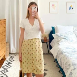 Jupe En Soie- 38 -Tops Élégants Soldes Boutique 2ab6e279 772f 4548 b438 3dd3b90dd10d