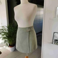 Mini-jupe 70's- 38 12 Mini-jupe 70's- 38 -Tops Élégants Soldes Boutique 35640eef f7bd 4b67 96f4 5cbe0cc5ebdc