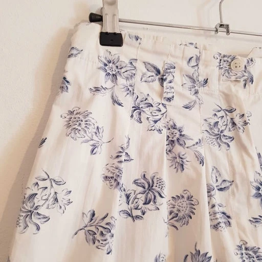 Mini-short à Fleurs- 38 2 Mini-short à Fleurs- 38 – Image 2