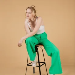 Flare 70's- 38 -Tops Élégants Soldes Boutique 5a7437cb 4a4f 45b0 9a7e 1780edec5b46