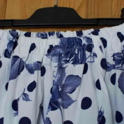 Short à Pois Et Fleurs- 34 / 36 -Tops Élégants Soldes Boutique 5bba695c 00f3 4848 934c f7d75f4340d1