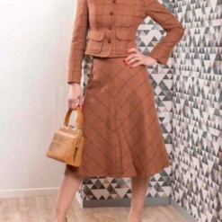 Ensemble Tailleur Jupe- 34 / 36 -Tops Élégants Soldes Boutique 624a9dfe ce4e 437e a888 2f02289d5840