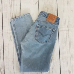 Jean Levi's 501 W32L30- 40 -Tops Élégants Soldes Boutique 710a0030 b4a6 4321 80f7 bd2e37712271