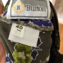 Jupe à Fleurs- 38 -Tops Élégants Soldes Boutique 7db9cb8e bbc7 4330 b1a6 05deb1ab8fc8