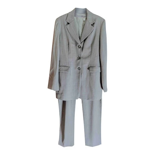 Tailleur Pantalon à Rayures- 38 / 40 1 Tailleur Pantalon à Rayures- 38 / 40