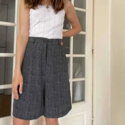 Bermudes Puis- 40 -Tops Élégants Soldes Boutique 8820e798 0490 451a a2e0 41db9163fe18