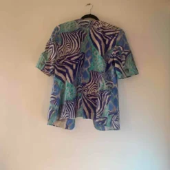 Ensemble Louis Féraud- 38 / 40 11 Ensemble Louis Féraud- 38 / 40 -Tops Élégants Soldes Boutique 8bd55fe9 e6e1 4b31 a175 0a2d17839014