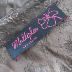 Top à Volants- 42 / 44 -Tops Élégants Soldes Boutique 8eb1822a 5d8a 4d7d a148 a1ff1100b2b1