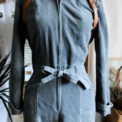 Très Bon état Combinaison Pantalon Grise,- 34 / 36 -Tops Élégants Soldes Boutique 9d90d40b b259 4bed b911 8c77b22a6cda