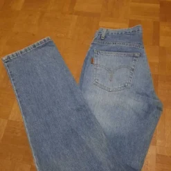 Jean Taille Haute Lois- 38 -Tops Élégants Soldes Boutique Jean taille haute Lois 2