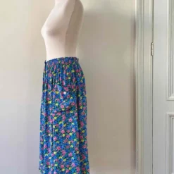 Jupe Boutonnée à Fleurs- 38 / 40 -Tops Élégants Soldes Boutique Jupe boutonnC3A9e C3A0 fleurs 53