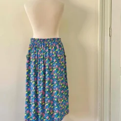 Jupe Boutonnée à Fleurs- 38 / 40 -Tops Élégants Soldes Boutique Jupe boutonnC3A9e C3A0 fleurs 55