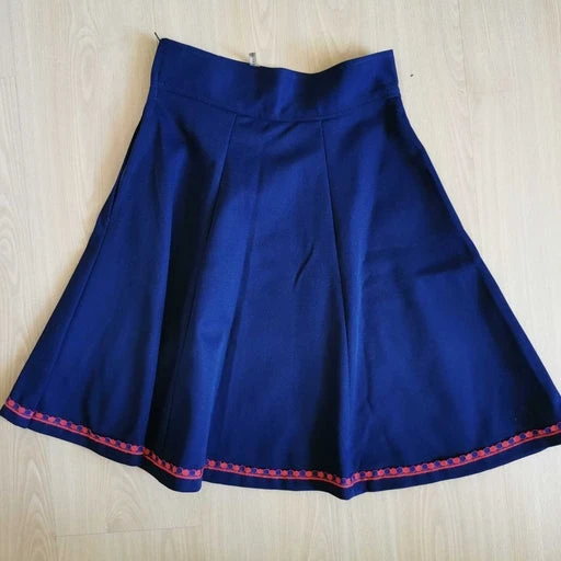 Jupe évasée Brodée- 34 2 Jupe évasée Brodée- 34 – Image 2