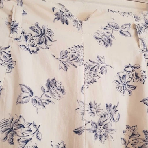 Mini-short à Fleurs- 38 4 Mini-short à Fleurs- 38 – Image 4