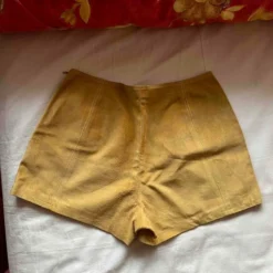 Mini Short En Daim- 36 -Tops Élégants Soldes Boutique d07e3d57 1529 4052 8379 3bb32b6b5a5f