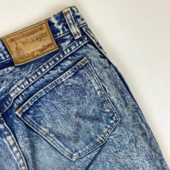 Jean Wrangler W33L36- 34 -Tops Élégants Soldes Boutique d45250e9 2f3d 456e 9eb1 9ce5e685759b