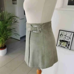 Mini-jupe 70's- 38 13 Mini-jupe 70's- 38 -Tops Élégants Soldes Boutique e396ce34 37f7 44d5 b38b 1bda0b16a9e0