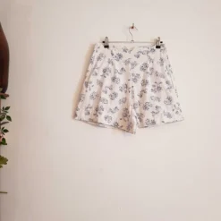 Mini-short à Fleurs- 38 11 Mini-short à Fleurs- 38 -Tops Élégants Soldes Boutique eb8d51f0 3514 4dee a769 0bb9a90b3dbf