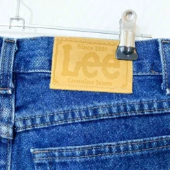 Lee Très Bon état Short Taille Haute En Jeans- 38 -Tops Élégants Soldes Boutique ef87b602 4afc 43cc 84cf 448cee410747