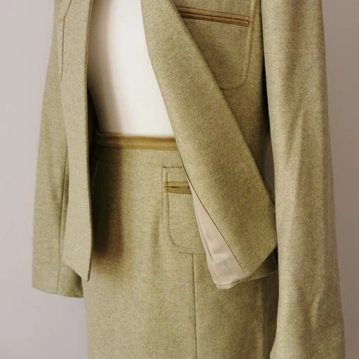 Tailleur Jupe En Laine- 38 6 Tailleur Jupe En Laine- 38 – Image 6